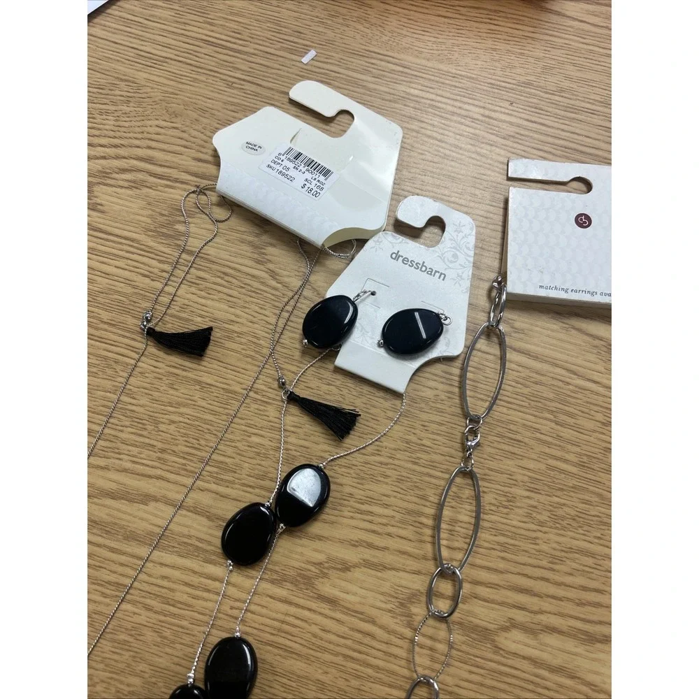 Dress Barn Jewelry Lot Of 5‎ Bundle Necklaces NWT